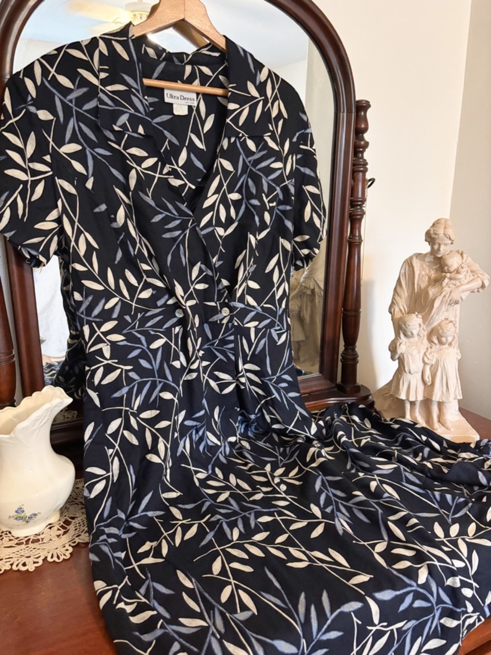 Vintage Navy Leaf Print Dress Size 16